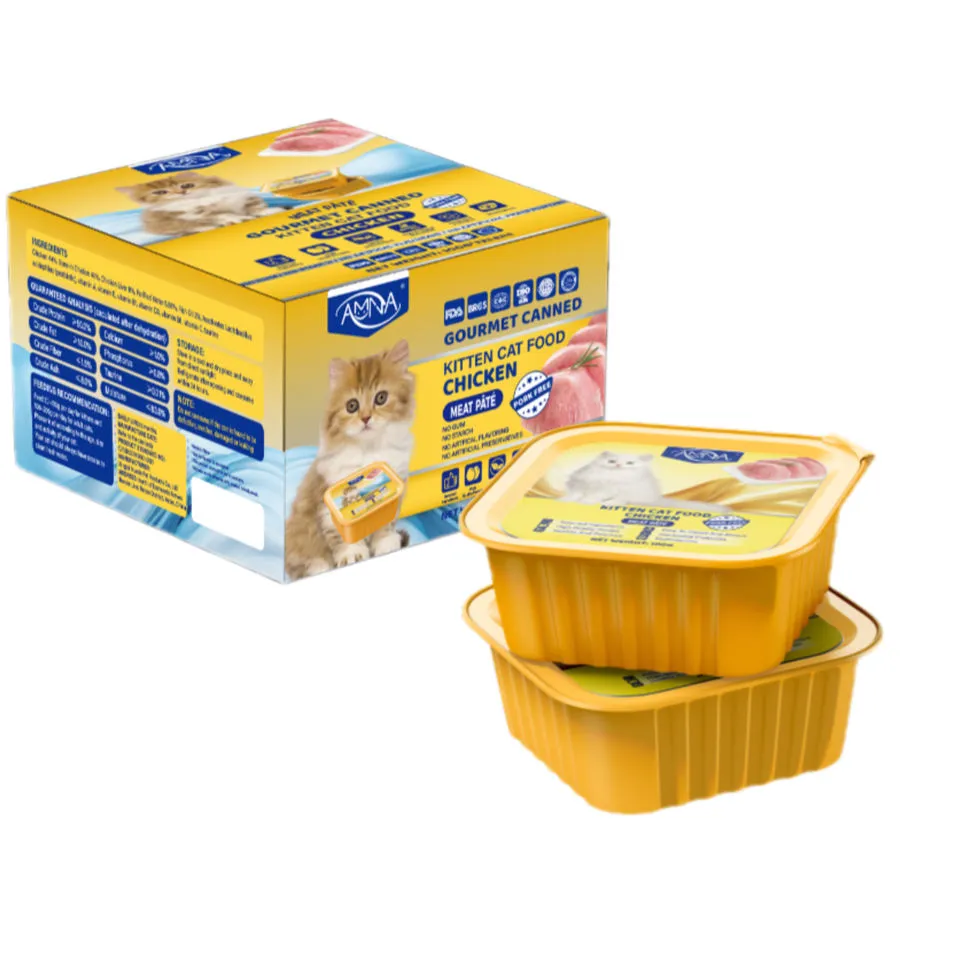 Kitten food with added probiotics and goat milk powder